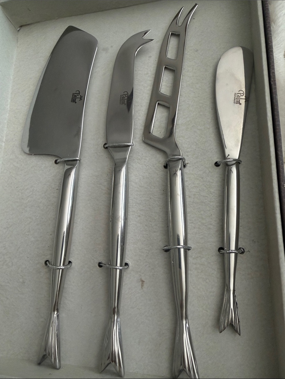 Palm Restaurant Cheese Knife Set, New Condition, Original Pkg